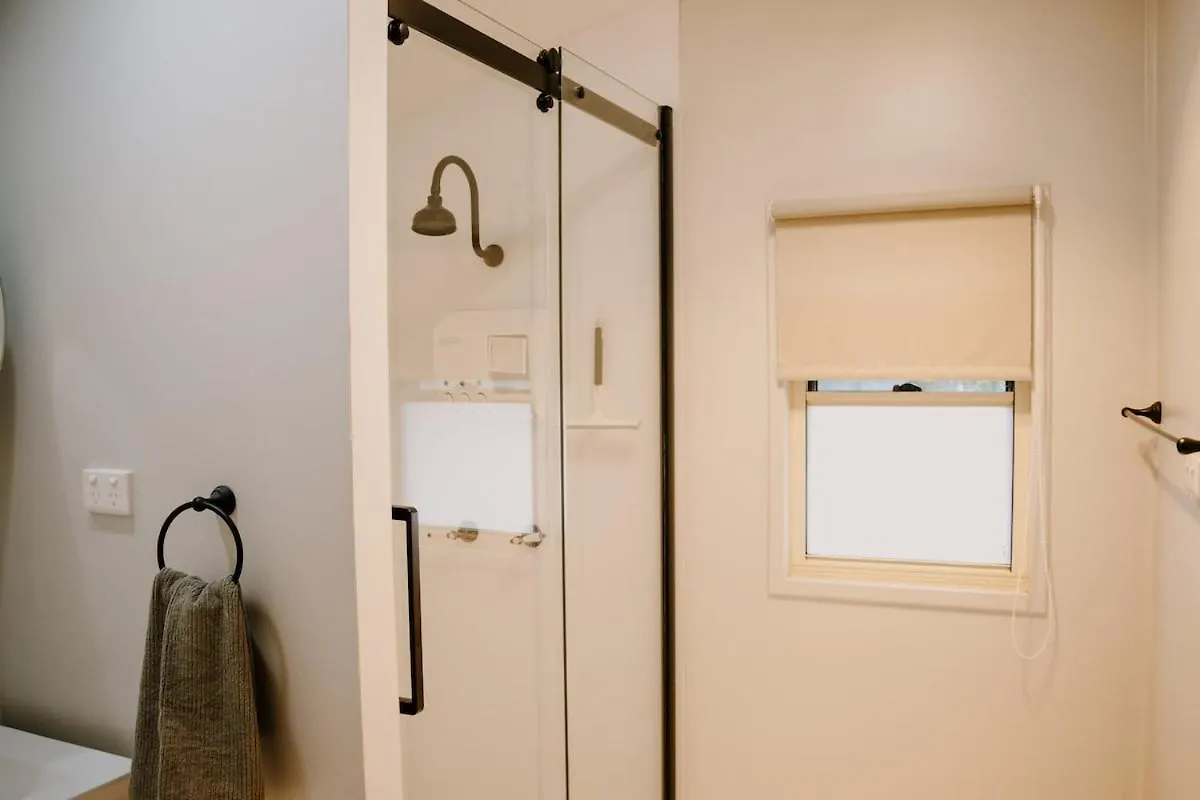 Clermont Modern Country Retreat Apartment