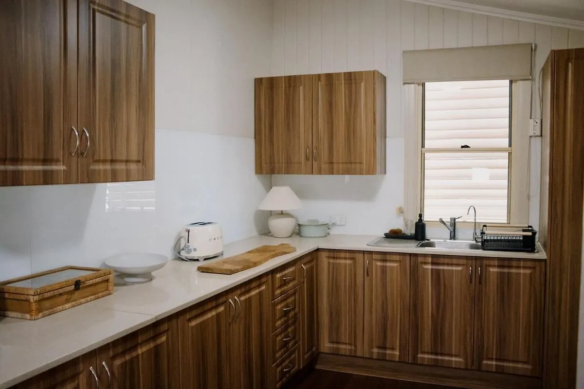 Clermont Modern Country Retreat Apartment